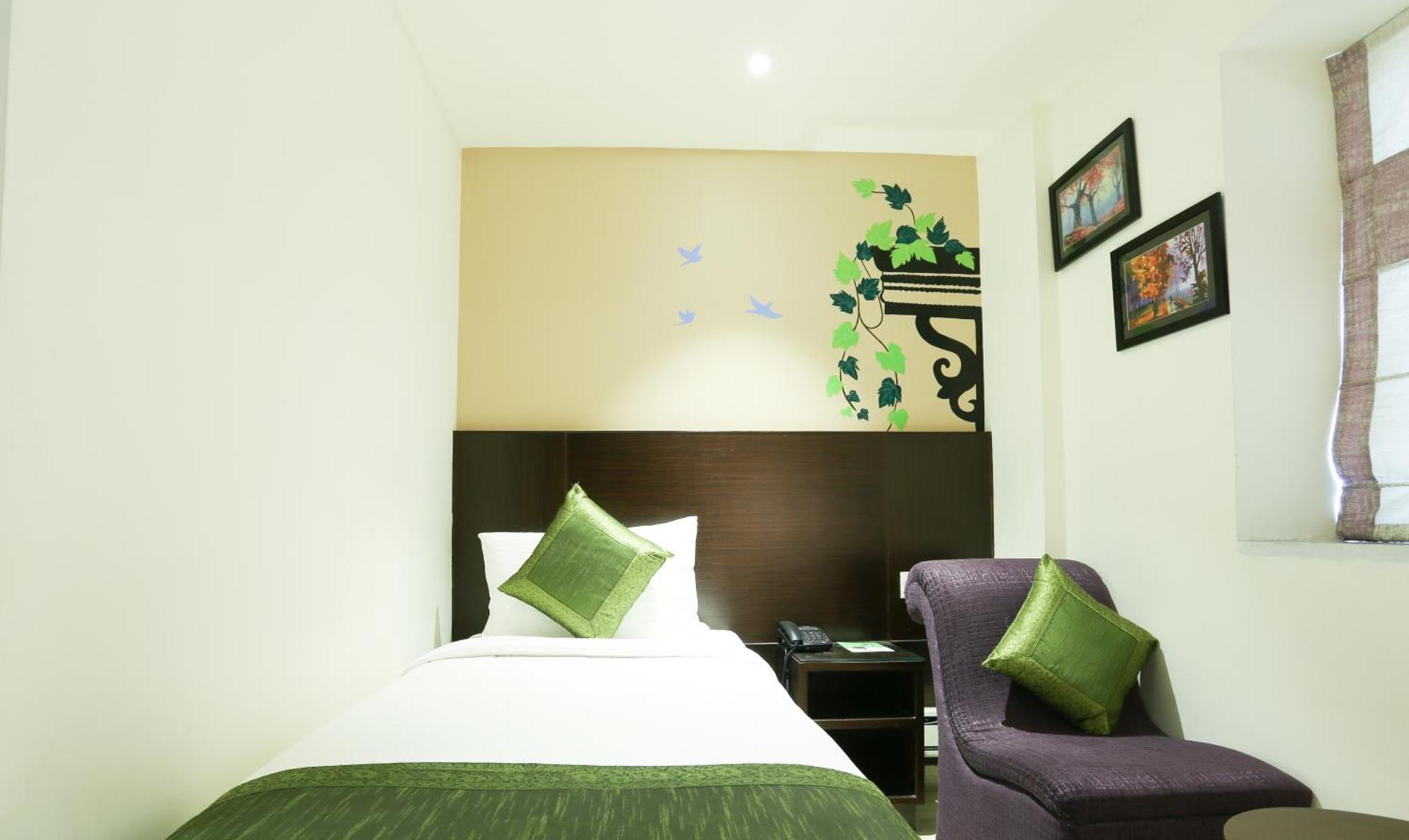Treebo C Plaza Hotel Vijayawāda Екстериор снимка