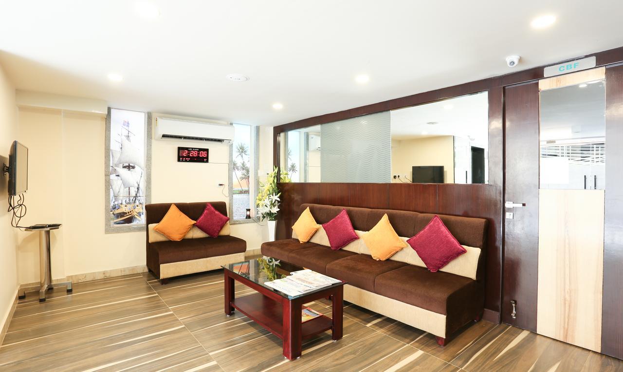 Treebo C Plaza Hotel Vijayawāda Екстериор снимка