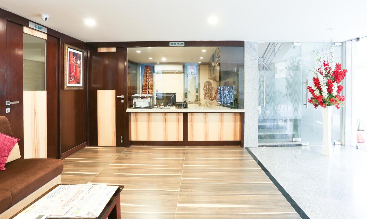 Treebo C Plaza Hotel Vijayawāda Екстериор снимка