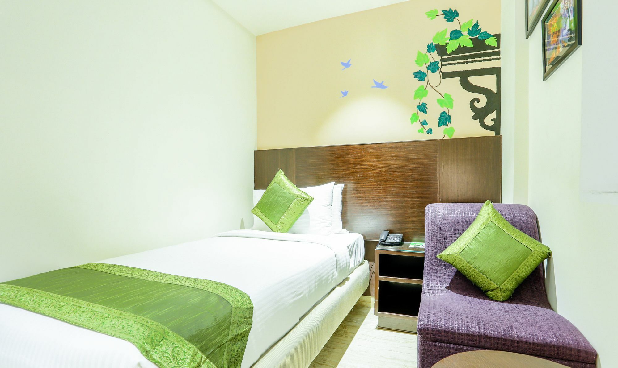 Treebo C Plaza Hotel Vijayawāda Екстериор снимка